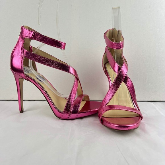 Jessica Simpson Shoes - EUC Jessica Simpson Dalechi Metallic Pink Strappy High Heel Womens Size 8.5